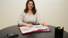 Cristiane Saredo: casos devem ser avaliados antes entrar na Justiça - Sandro Vox / Agência O Dia