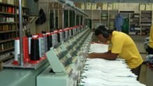 Economia recua 0,4% na passagem de junho para julho, estima FGV